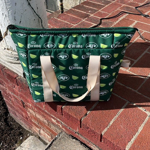 Corona Cooler bag. 💕 - Picture 3 of 6